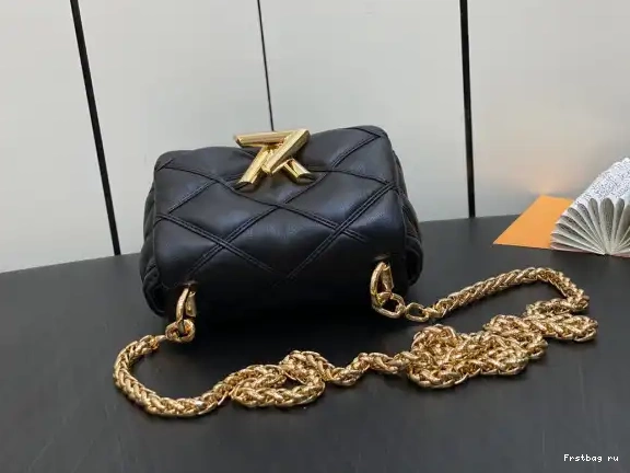 First bag ru VUITTON Pico LOUIS GO-14-15*10*6.5cm 0526